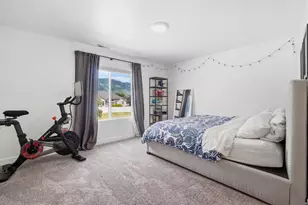 2806 N Fighting Falcon St, Layton, UT 84040 - Photo 16