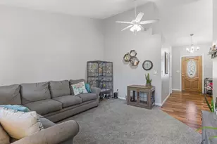 5558 S 400 W, Washington Terrace, UT 84405 - Photo 6