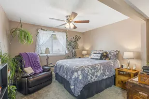 5558 S 400 W, Washington Terrace, UT 84405 - Photo 30