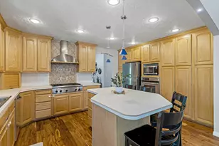5558 S 400 W, Washington Terrace, UT 84405 - Photo 10