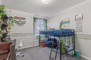 5558 S 400 W, Washington Terrace, UT 84405 - Photo 16