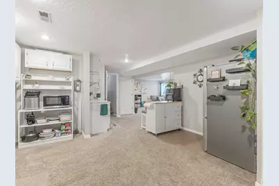 5558 S 400 W, Washington Terrace, UT 84405 - Photo 24