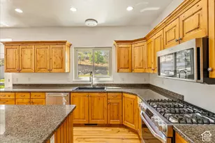 1079 Stone Fly Dr, Bluffdale, UT 84065 - Photo 18