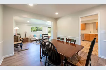 2387 E Beacon Dr, Salt Lake City, UT 84108 - Photo 14