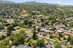 804 W 4050 S, Bountiful, UT 84010 - Photo 26