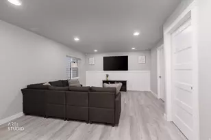 8026 S Barton Ridge, West Jordan, UT 84081 - Photo 16
