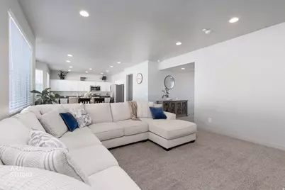 8026 S Barton Rdg, West Jordan, UT 84081 - Photo 10