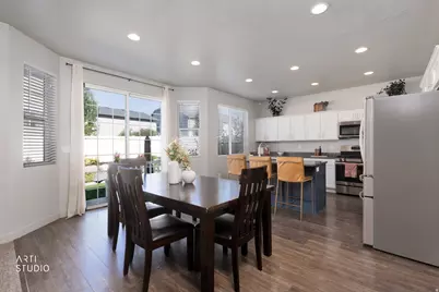 8026 S Barton Rdg, West Jordan, UT 84081 - Photo 8