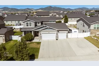 8026 S Barton Rdg, West Jordan, UT 84081 - Photo 34