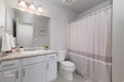 8026 S Barton Rdg, West Jordan, UT 84081 - Photo 24