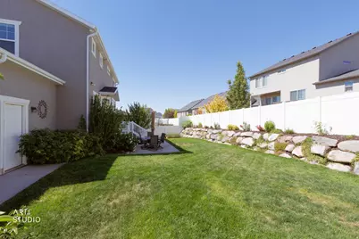 8026 S Barton Rdg, West Jordan, UT 84081 - Photo 30