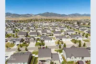 8026 S Barton Rdg, West Jordan, UT 84081 - Photo 44