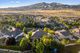 292 E Clubview Ln, Lehi, UT 84043 - Photo 34