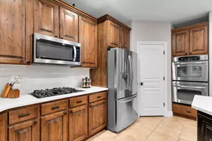 292 E Clubview Ln, Lehi, UT 84043 - Photo 10