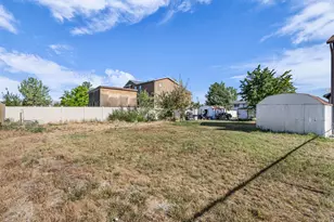 867 N 2600 W, Provo, UT 84601 - Photo 6