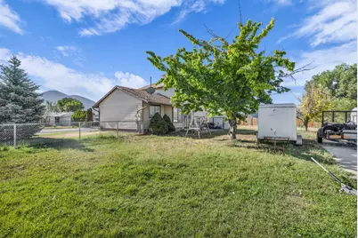 867 N 2600 W, Provo, UT 84601 - Photo 10
