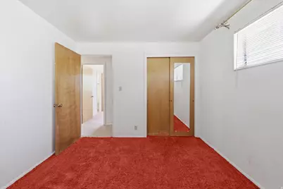 555 W 300 N, Clearfield, UT 84015 - Photo 10
