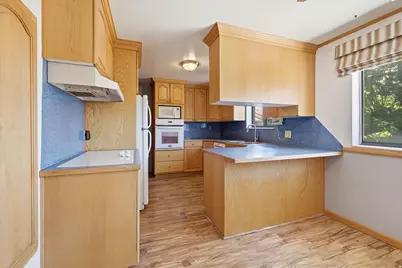 555 W 300 N, Clearfield, UT 84015 - Photo 6