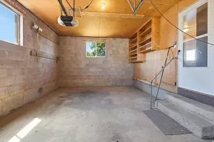555 W 300 N, Clearfield, UT 84015 - Photo 22