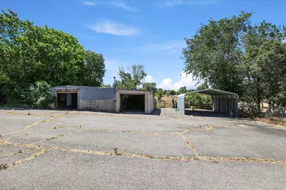 555 W 300 N, Clearfield, UT 84015 - Photo 28