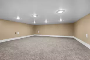 610 E 2300 N, North Ogden, UT 84414 - Photo 26