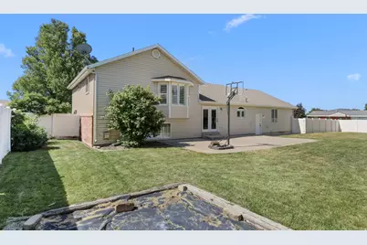 610 E 2300 N, North Ogden, UT 84414 - Photo 44