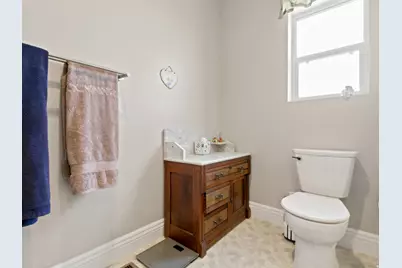 2622 W Valley View Dr, Tremonton, UT 84337 - Photo 12