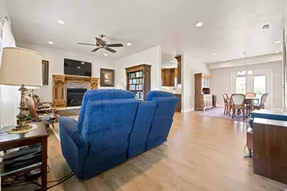 2622 W Valley View Dr, Tremonton, UT 84337 - Photo 6