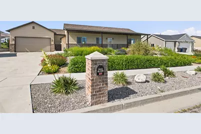 2622 W Valley View Dr, Tremonton, UT 84337 - Photo 1