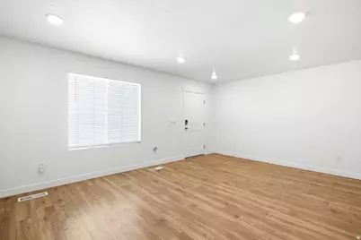 1277 S 3650 E, Spanish Fork, UT 84660 - Photo 4