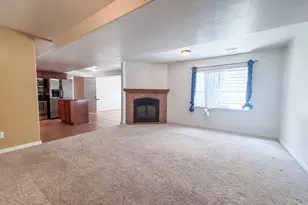 5467 W Mayflower St, West Jordan, UT 84081 - Photo 18