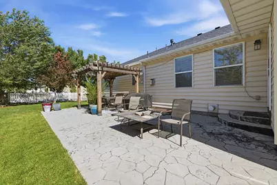 5467 W Mayflower St, West Jordan, UT 84081 - Photo 26