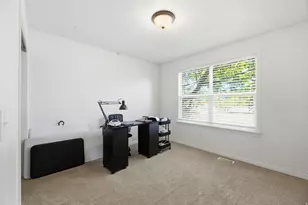 5467 W Mayflower St, West Jordan, UT 84081 - Photo 12