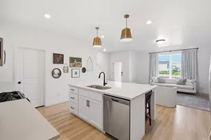 689 S 950 W, American Fork, UT 84003 - Photo 2
