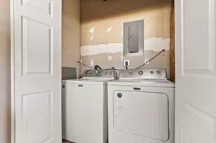 158 S 350 E, Clearfield, UT 84015 - Photo 16