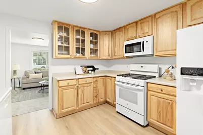 1055 N 200 E, Orem, UT 84057 - Photo 10