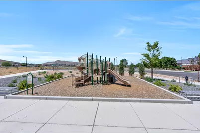 189 N Woodrun Way, Saratoga Springs, UT 84045 - Photo 38