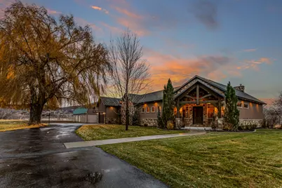 6611 E 100 S, Huntsville, UT 84317 - Photo 2