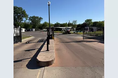 4427 S Pan American Dr #241, Salt Lake City, UT 84107 - Photo 2