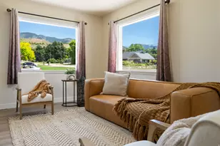296 S 100 E, Richmond, UT 84333 - Photo 4