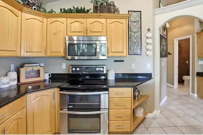 1407 E 5600 S, South Ogden, UT 84403 - Photo 16