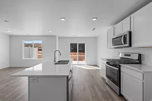 2141 S Wolverine Way, Washington, UT 84780 - Photo 10