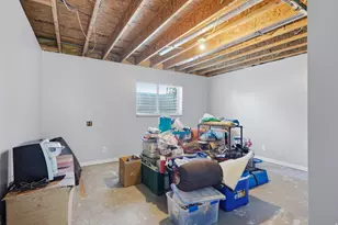 2171 W 3800 S, West Valley, UT 84119 - Photo 32