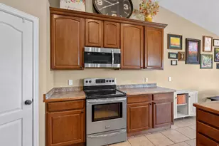 1396 S Lukas Ln, Saratoga Springs, UT 84045 - Photo 10