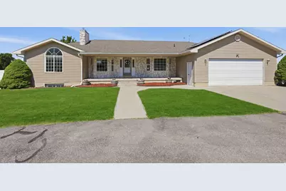165 N State St, Richmond, UT 84333 - Photo 1