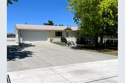 640 W Canyon Rd, Ferron, UT 84523 - Photo 1