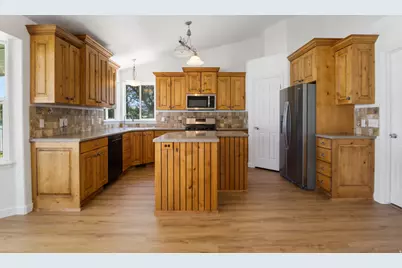 12792 S Keri Lynn Ct, Riverton, UT 84065 - Photo 6