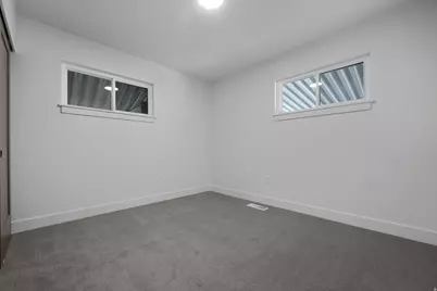 1569 E Lanebrook Cir S, Salt Lake City, UT 84124 - Photo 12