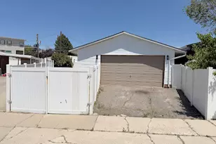 1569 E Lanebrook Cir S, Salt Lake City, UT 84124 - Photo 2
