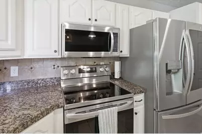 522 S Country Creek Dr, Layton, UT 84041 - Photo 14